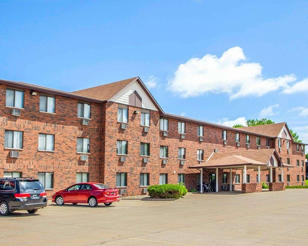 Clarion Pointe Bettendorf - Quad Cities Ngoại thất bức ảnh