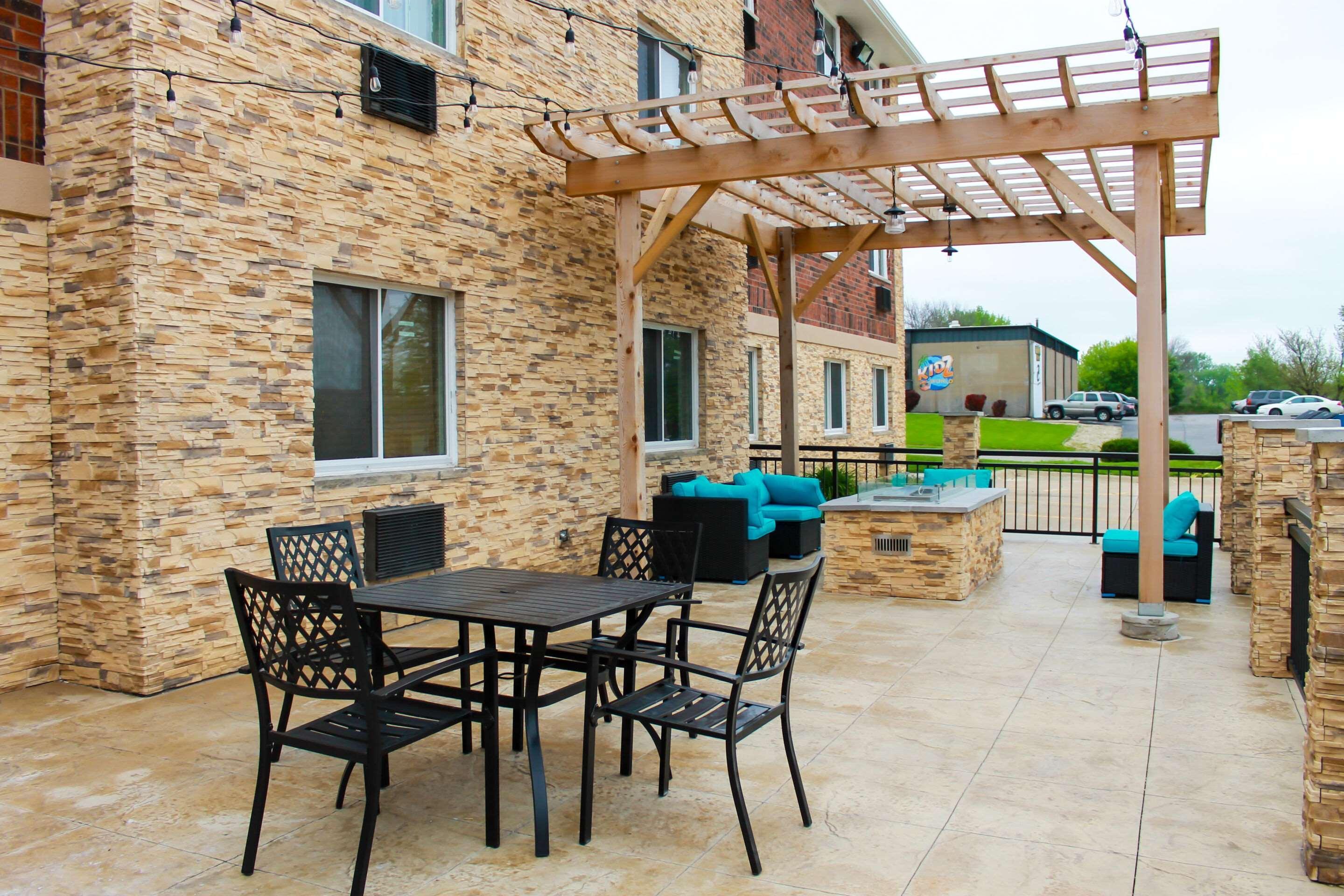 Clarion Pointe Bettendorf - Quad Cities Ngoại thất bức ảnh